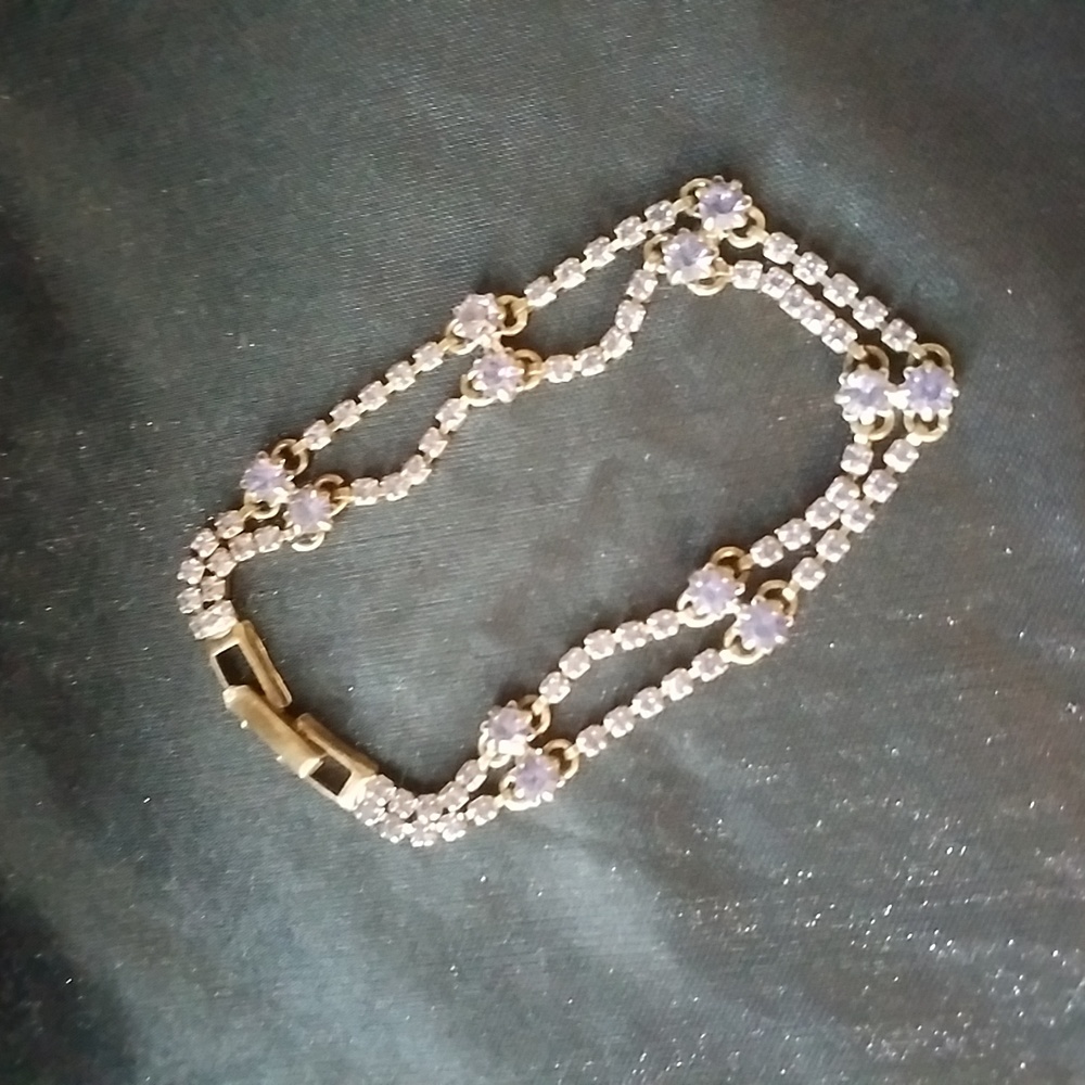 3/$25 CLAIRE'S BRACELET LILAC PURPLE RHINESTONE